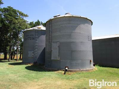 Eaton 3200 Bushel Grain Bins