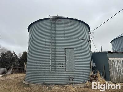 York 5000 Bushel Grain Bin