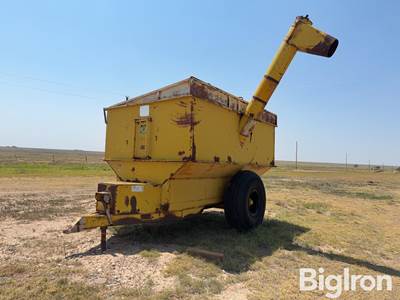 Big 12 12-K Grain Cart