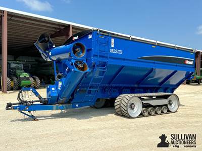 2022 Brandt 1522 DXR Grain Cart