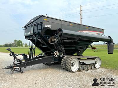 2021 Brandt 820XT Grain Cart