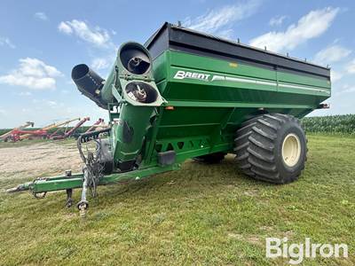 2014 Brent 1196 Grain Cart
