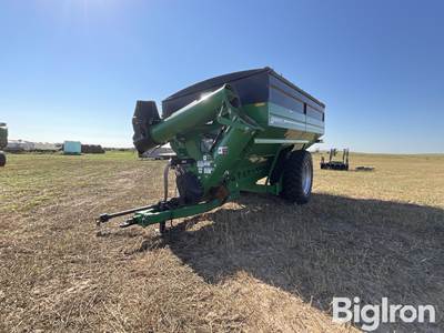 2022 Brent 1396 Avalanche Grain Cart
