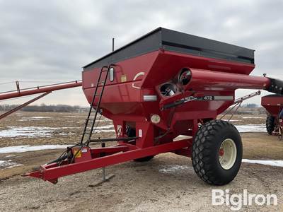 Brent 472 Grain Cart