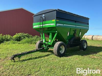 Brent 657Q Grain Cart