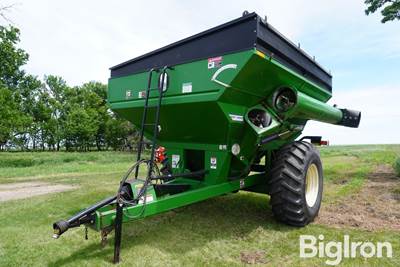 Brent 674 Grain Cart w/Tarp & Scale