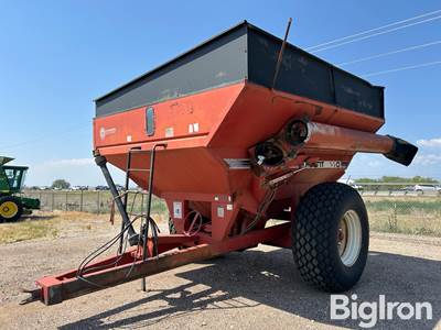 Brent 770 Grain Cart