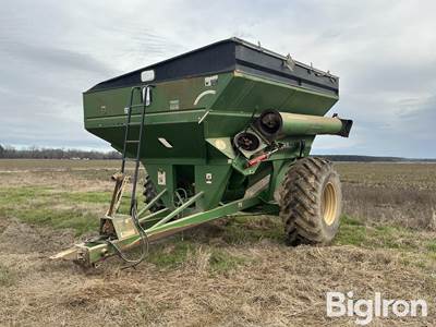 Brent 772 Grain Cart