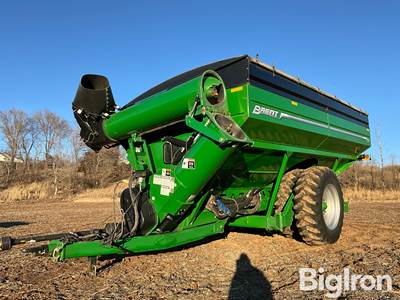 2021 Brent Avalanche 1196 Grain Cart