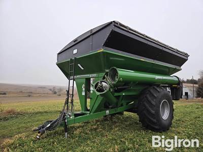 2023 Brent V1100 Grain Cart
