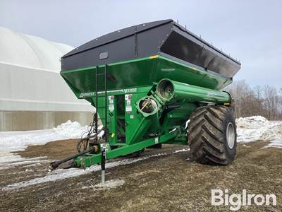 2020 Brent V1100 Grain Cart