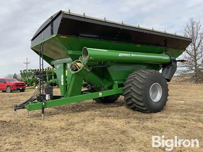 2022 Brent V1300 Grain Cart