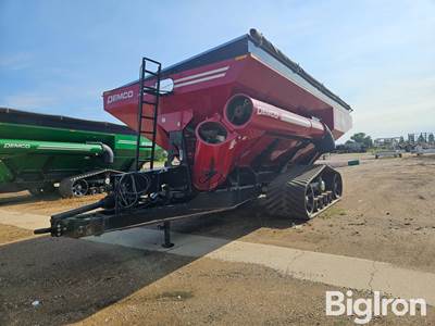 2023 Demco 1700 Grain Cart
