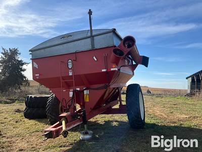 Ficklin CA13000 Grain Cart