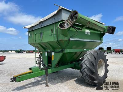 Ficklin CA13000 Grain Cart