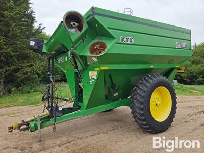 2004 Frontier GC1107 Grain Cart w/Scale