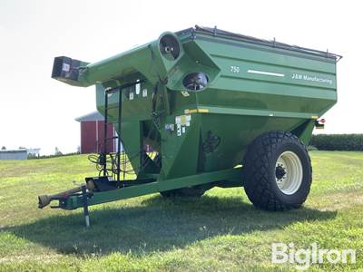 2011 J&M 750-18 750 Bu Grain Cart