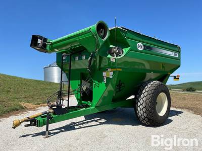 2014 J&M 750-18 Grain Cart