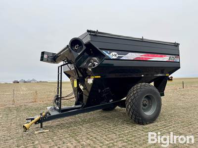 2020 J&M 875 Grain Cart