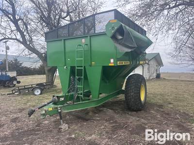 John Deere 500 Grain Cart