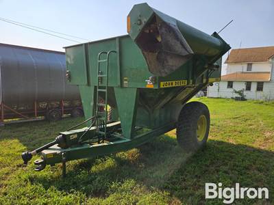 1990 John Deere 500 Grain Cart