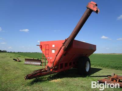 Killbros 1200 Grain Cart