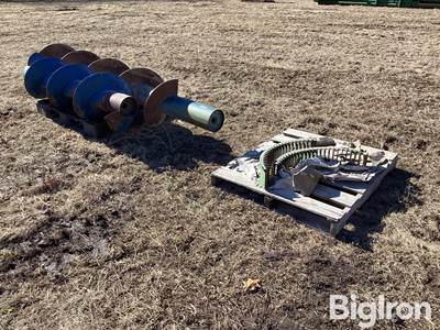 Kinze 1050 Grain Cart Augers
