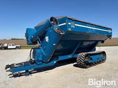 Kinze 1050 Grain Cart