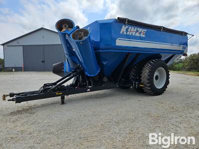 2014 Kinze 1100 Grain Cart