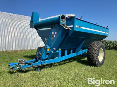 Kinze 640 Grain Cart w/Scale
