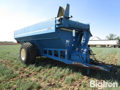 Kinze 840 Grain Cart