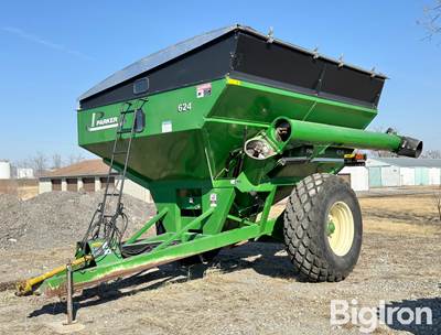 Parker 624 Grain Cart
