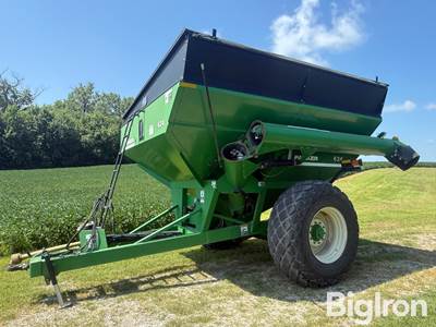 2009 Parker 624 Grain Cart
