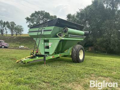 Parker 710 Grain Cart