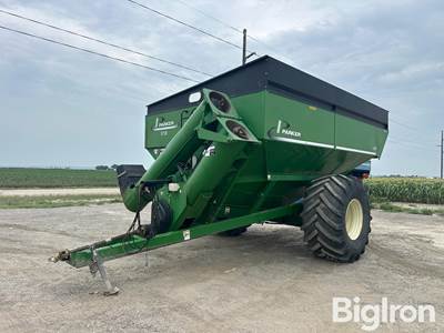 Parker 938 Grain Cart