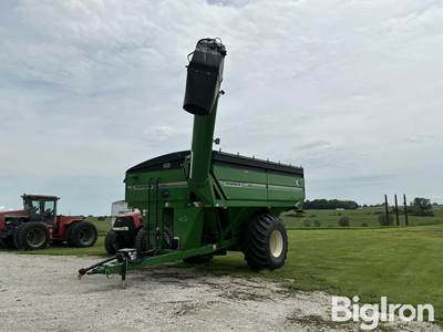2020 Unverferth 1017 X-TREME Grain Cart