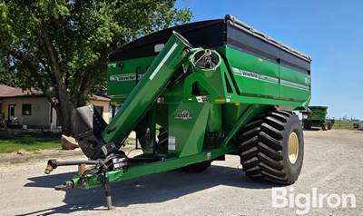2016 Unverferth 1117 Grain Cart