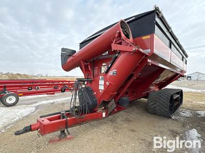 2015 Unverferth 1610 Grain Cart