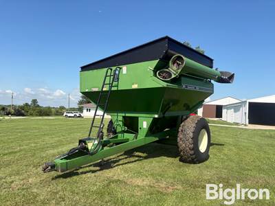 Unverferth 5000 Grain Cart