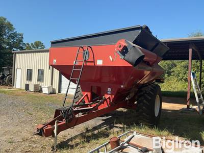 Unverferth 6500 Grain Cart