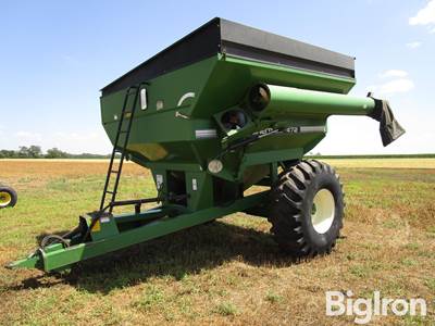 Unverferth GC472 Grain Cart