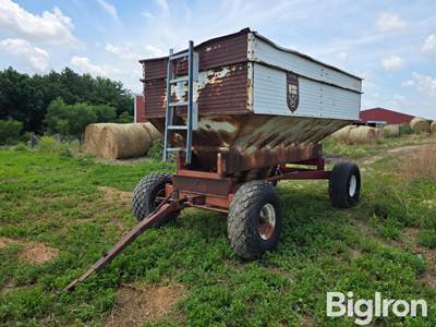 Behlen Gravity Wagon