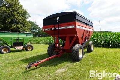 Brent 544 Gravity Wagon w/Rear Brakes