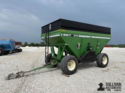 Brent 544 Gravity Wagon