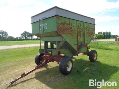 Dakon Side Dump Gravity Wagon