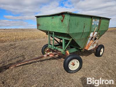Huskee 165 Gravity Wagon