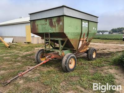 Huskee 225 Gravity Grain Wagon