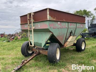 J&M 500-SD Gravity Wagon