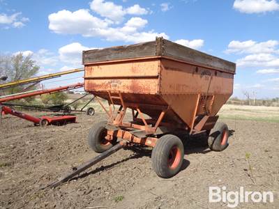 Minnesota 250 Gravity Wagon