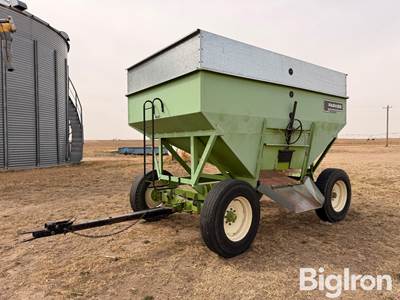 Parker 2600 Gravity Wagon